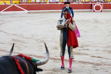 Fotos de la corrida del 8 de julio de la Feria del Toro 2026 con toros de la ganadería Cebada Gago para los diestros David Galván, Román y Manuel Diosleguarde