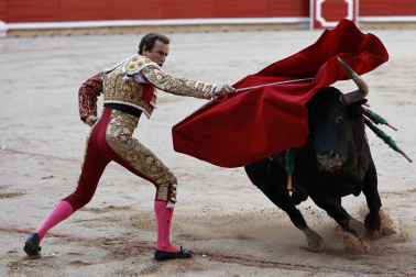 Fotos de la corrida del 8 de julio de la Feria del Toro 2026 con toros de la ganadería Cebada Gago para los diestros David Galván, Román y Manuel Diosleguarde