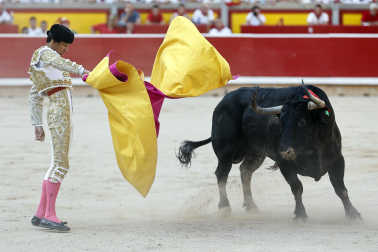 Fotos de la corrida del 8 de julio de la Feria del Toro 2026 con toros de la ganadería Cebada Gago para los diestros David Galván, Román y Manuel Diosleguarde