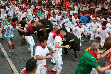 cordovilla fotos tercer encierro 2026