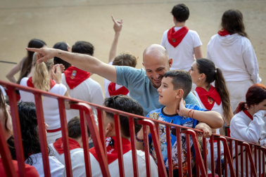 ambiente plaza toros tercer encierro san fermin 2026