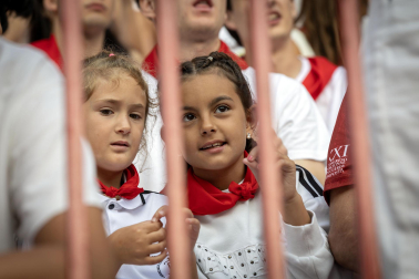 ambiente plaza toros tercer encierro san fermin 2026