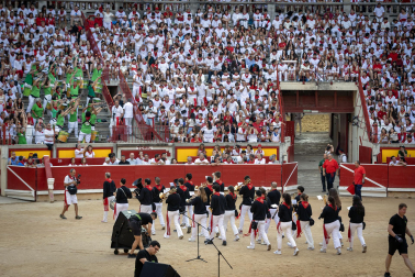 ambiente plaza toros tercer encierro san fermin 2026