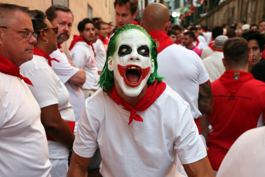 Fotos del 'Joker' en el tercer encierro de San Fermín 2026 y en las vaquillas de la plaza de toros