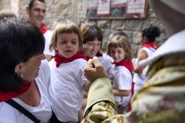 Foto de la salida de la Comparsa de Gigantes y Cabezudos este 9 de julio de San Fermín 2026