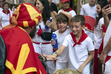 Foto de la salida de la Comparsa de Gigantes y Cabezudos este 9 de julio de San Fermín 2026