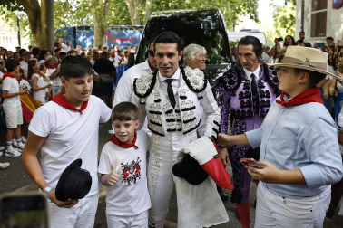 Fotos de la tercera corrida de la Feria del Toro 2026 con toros de Victoriano del Río para los diestros Alejandro Talavante, Roca Rey y David de Miranda