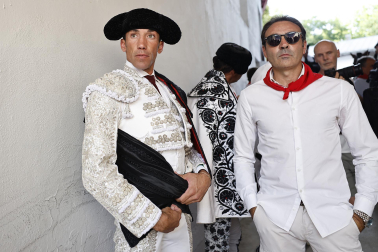 Fotos de la tercera corrida de la Feria del Toro 2026 con toros de Victoriano del Río para los diestros Alejandro Talavante, Roca Rey y David de Miranda