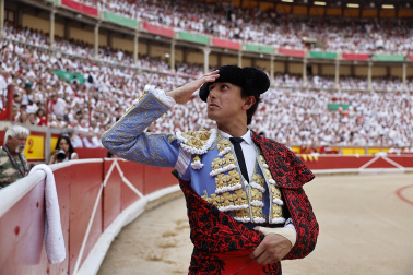 Fotos de la tercera corrida de la Feria del Toro 2026 con toros de Victoriano del Río para los diestros Alejandro Talavante, Roca Rey y David de Miranda