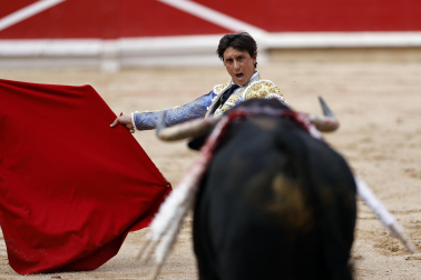 Fotos de la tercera corrida de la Feria del Toro 2026 con toros de Victoriano del Río para los diestros Alejandro Talavante, Roca Rey y David de Miranda
