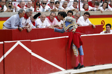 Fotos de la tercera corrida de la Feria del Toro 2026 con toros de Victoriano del Río para los diestros Alejandro Talavante, Roca Rey y David de Miranda