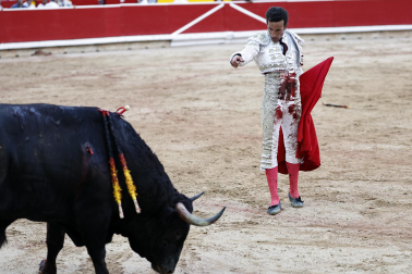Fotos de la tercera corrida de la Feria del Toro 2026 con toros de Victoriano del Río para los diestros Alejandro Talavante, Roca Rey y David de Miranda