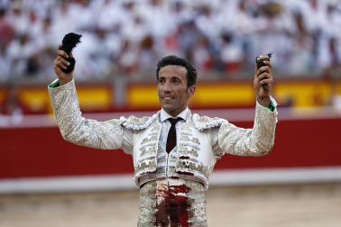 Fotos de la tercera corrida de la Feria del Toro 2026 con toros de Victoriano del Río para los diestros Alejandro Talavante, Roca Rey y David de Miranda