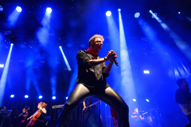 Fotos del concierto de Shinova en la plaza del Castillo
