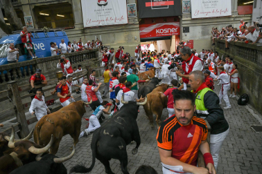 cuarto encierro de San Fermín 2026 en Pamplona