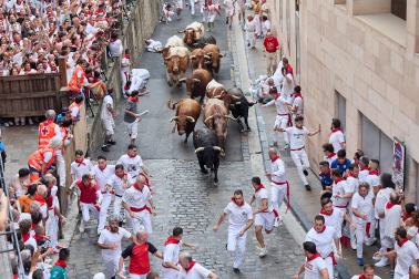 cuarto encierro de San Fermín 2026 en Pamplona SANTO DOMINGO