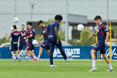 Fotos del primer entrenamiento de pretemporada de Osasuna