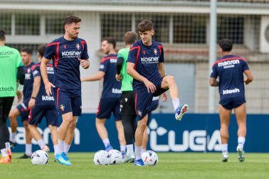 Fotos del primer entrenamiento de pretemporada de Osasuna