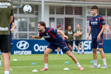 Fotos del primer entrenamiento de pretemporada de Osasuna