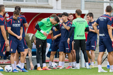 Fotos del primer entrenamiento de pretemporada de Osasuna