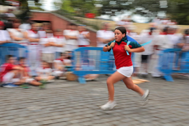 Jornada de deporte rural con los más pequeños este viernes, 10 de julio, en la Plaza de los Fueros