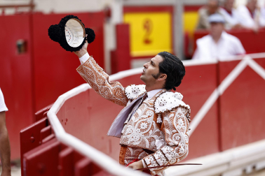 Morante de la Puebla, Pablo Aguado y Borja Jiménez se enfrentaron a los toros de Álvaro Núñez en la cuarta corrida de la Feria del Toro 2026