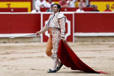 Morante de la Puebla, Pablo Aguado y Borja Jiménez se enfrentaron a los toros de Álvaro Núñez en la cuarta corrida de la Feria del Toro 2026
