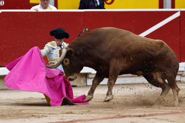 Morante de la Puebla, Pablo Aguado y Borja Jiménez se enfrentaron a los toros de Álvaro Núñez en la cuarta corrida de la Feria del Toro 2026