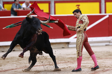 Morante de la Puebla, Pablo Aguado y Borja Jiménez se enfrentaron a los toros de Álvaro Núñez en la cuarta corrida de la Feria del Toro 2026