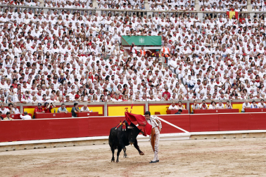 Morante de la Puebla, Pablo Aguado y Borja Jiménez se enfrentaron a los toros de Álvaro Núñez en la cuarta corrida de la Feria del Toro 2026
