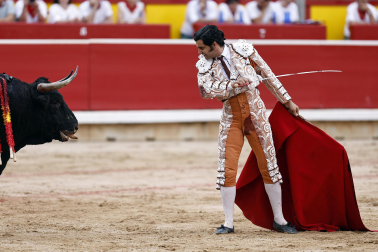 Morante de la Puebla, Pablo Aguado y Borja Jiménez se enfrentaron a los toros de Álvaro Núñez en la cuarta corrida de la Feria del Toro 2026