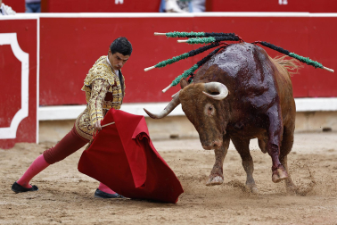 Morante de la Puebla, Pablo Aguado y Borja Jiménez se enfrentaron a los toros de Álvaro Núñez en la cuarta corrida de la Feria del Toro 2026