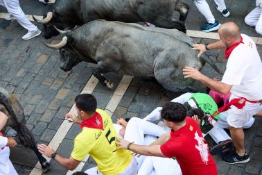 Fotos del quinto encierro de San Fermín 2026 en Pamplona