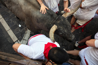 Fotos del quinto encierro de San Fermín 2026 en Pamplona