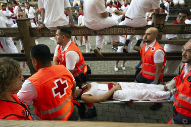 Fotos del quinto encierro de San Fermín 2026 en Pamplona