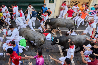 Fotos del quinto encierro de San Fermín 2026 en Pamplona
