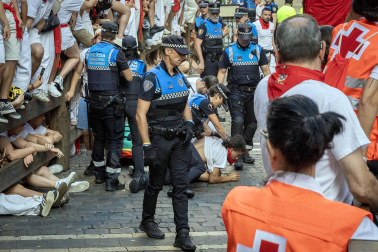 Fotos del quinto encierro de San Fermín 2026 en Pamplona