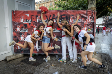Fotos del quinto encierro de San Fermín 2026 en Pamplona