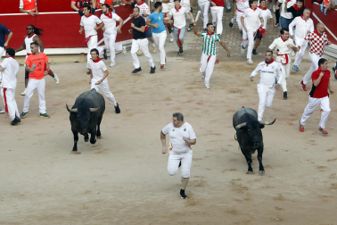 Fotos del quinto encierro de San Fermín 2026 en Pamplona