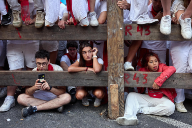 Fotos del quinto encierro de San Fermín 2026 en Pamplona