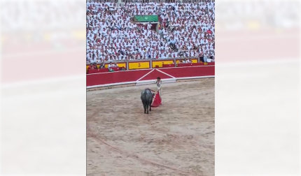El colombiano no tuvo suerte en la quinta corrida de la Feria del Toro 2026