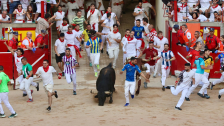 Fotos del sexto encierro de San Fermín 2026 en Pamplona