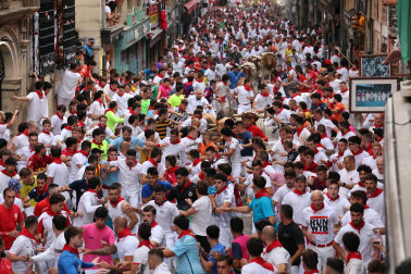 Fotos del sexto encierro de San Fermín 2026 en Pamplona
