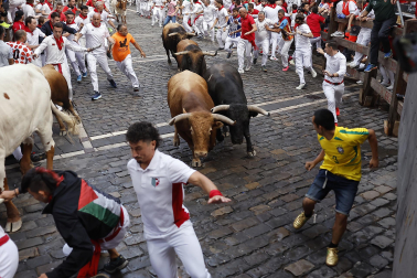 Fotos del sexto encierro de San Fermín 2026 en Pamplona