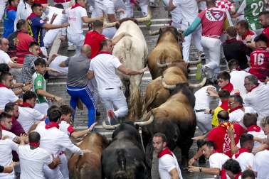 Fotos del sexto encierro de San Fermín 2026 en Pamplona