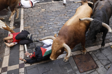 Fotos del sexto encierro de San Fermín 2026 en Pamplona