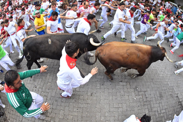 Fotos del sexto encierro de San Fermín 2026 en Pamplona