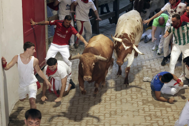 Fotos del sexto encierro de San Fermín 2026 en Pamplona