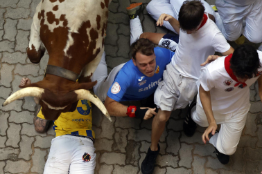 Fotos del sexto encierro de San Fermín 2026 en Pamplona