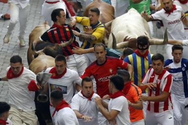 Fotos del sexto encierro de San Fermín 2026 en Pamplona
